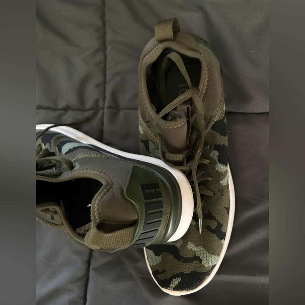 Puma shoes